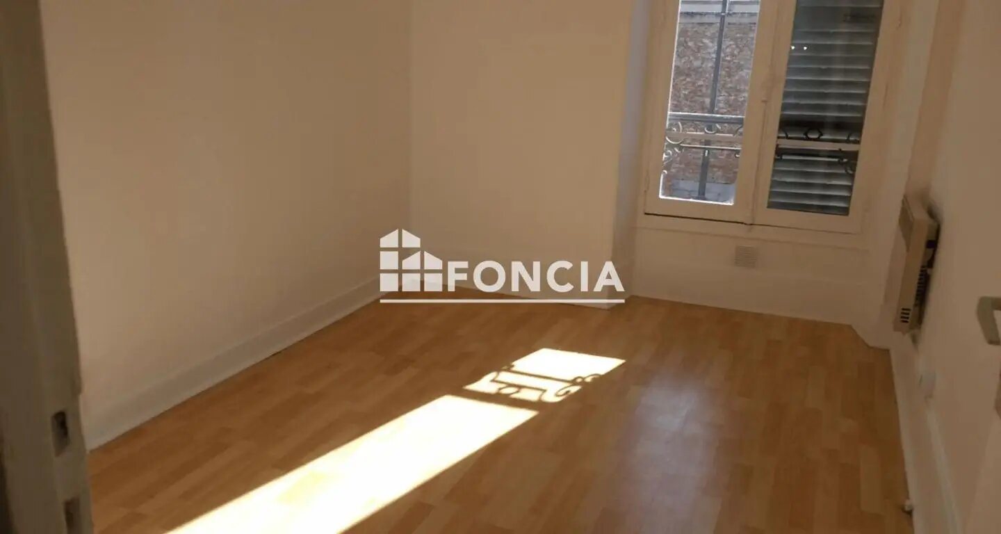 Appartement à louer, 55m², Melun