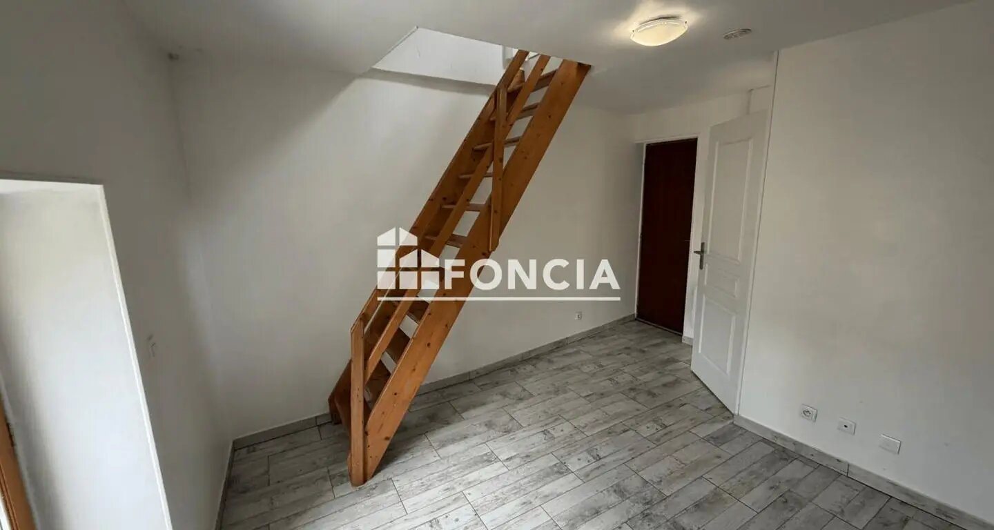 Appartement à louer, 14m², Corbeil-Essonnes