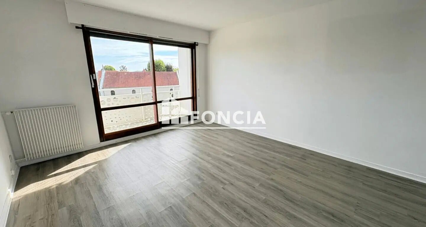 Appartement à louer, 30m², Combs-la-Ville