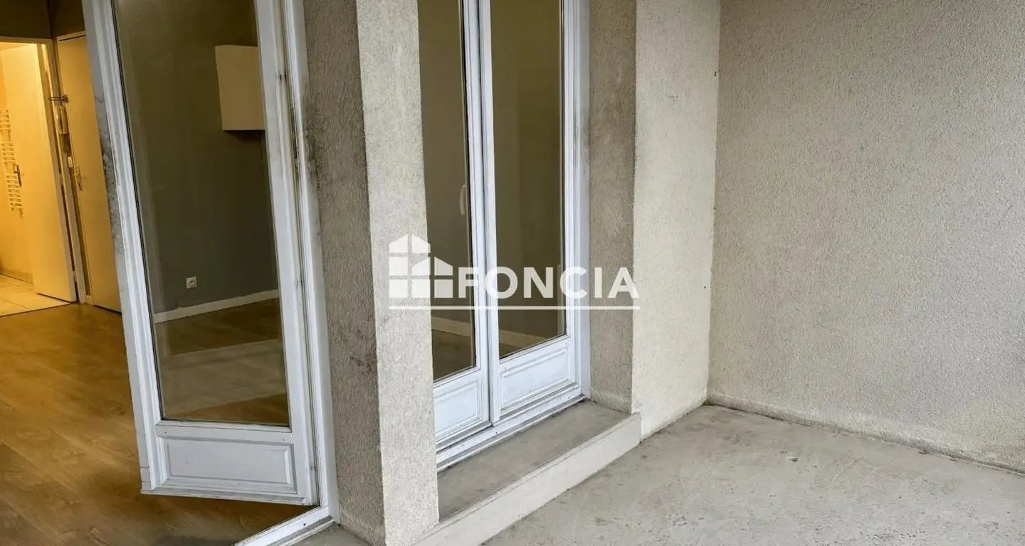 Appartement à louer, 24m², Nemours