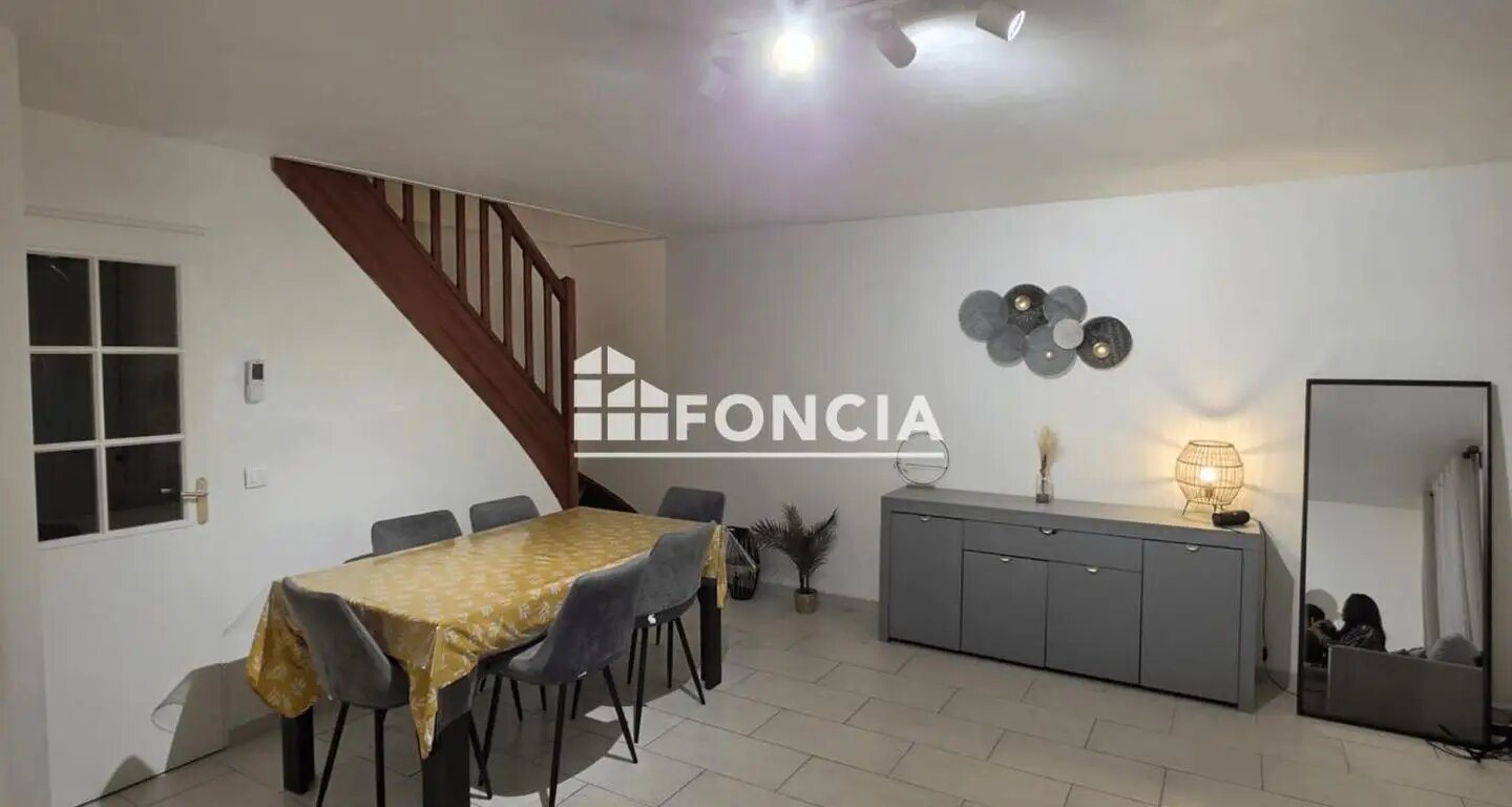 Maison à louer, 82m², Sainte-Geneviève-des-Bois