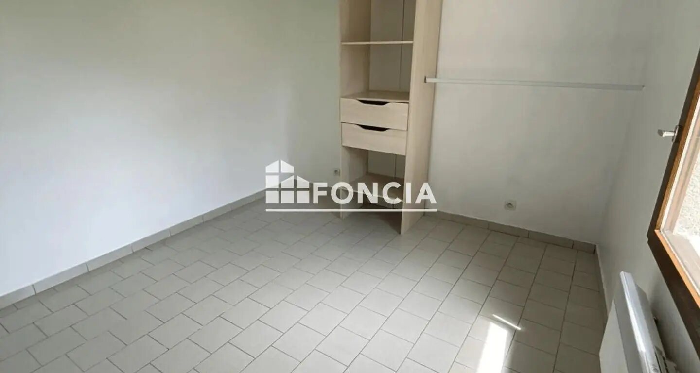 Appartement à louer, 30m², Melun