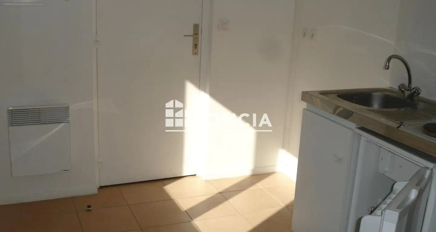 Appartement à louer, 17m², Étampes