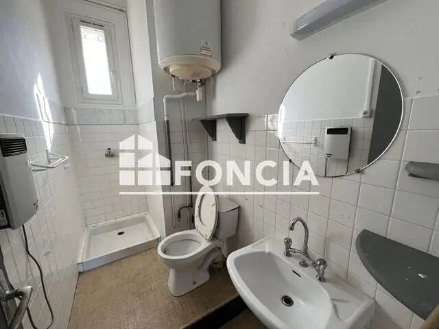 Appartement à louer, 32m², Volx