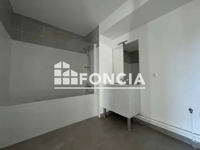 Appartement à louer, 81m², Port-Saint-Louis-du-Rhône