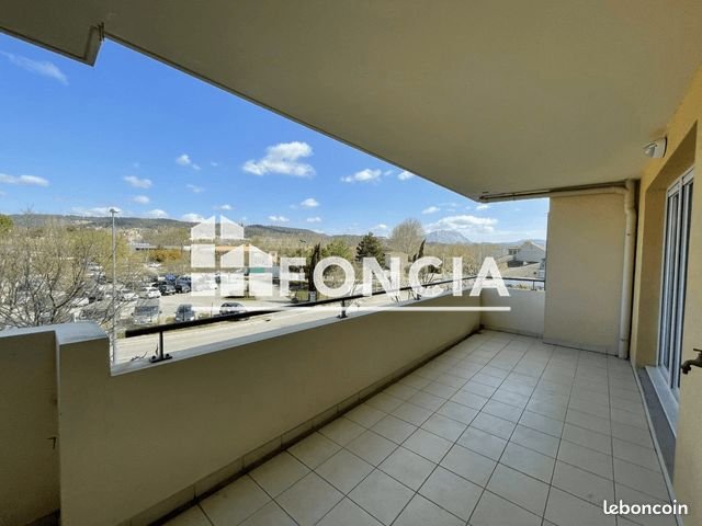 Appartement à louer, 77m², Aix-en-Provence