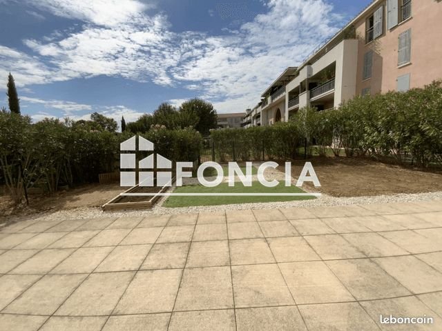 Appartement à louer, 77m², Aix-en-Provence
