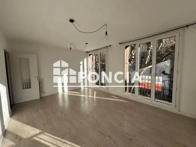 Appartement à louer, 66m², Digne-les-Bains