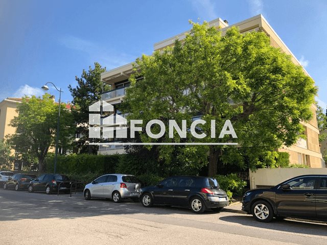 Appartement à louer, 79m², Aix-en-Provence