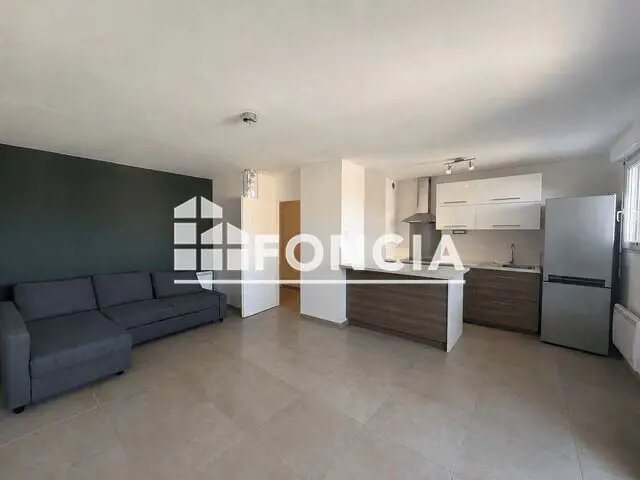 Appartement à louer, 47m², Venelles