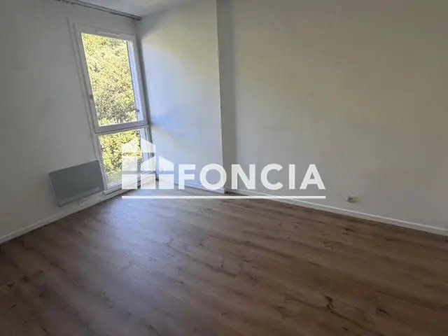 Appartement à louer, 85m², Gardanne