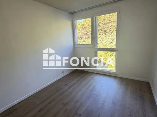 Appartement à louer, 85m², Gardanne