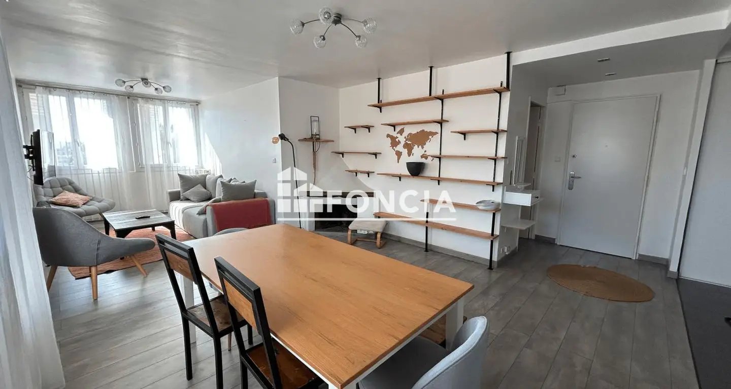Appartement à louer, 56m², Marignane