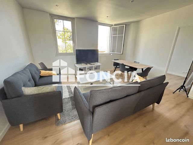 Appartement à louer, 45m², Marseille 8ème