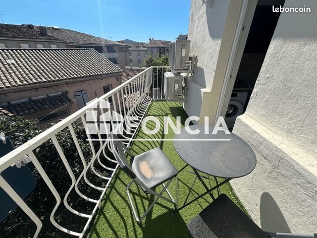 Appartement à louer, 45m², Marseille 8ème