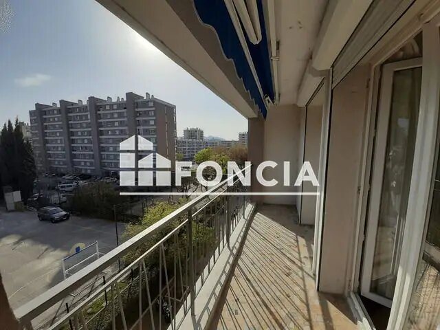 Appartement à louer, 66m², Marseille 9ème