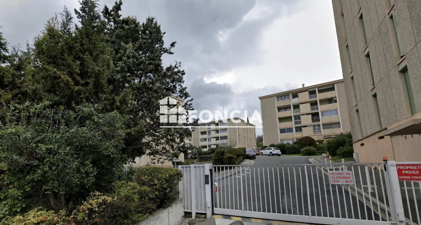 Appartement à louer, 61m², Marseille 15ème