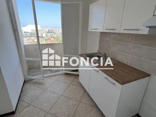 Appartement à louer, 66m², Marseille 9ème