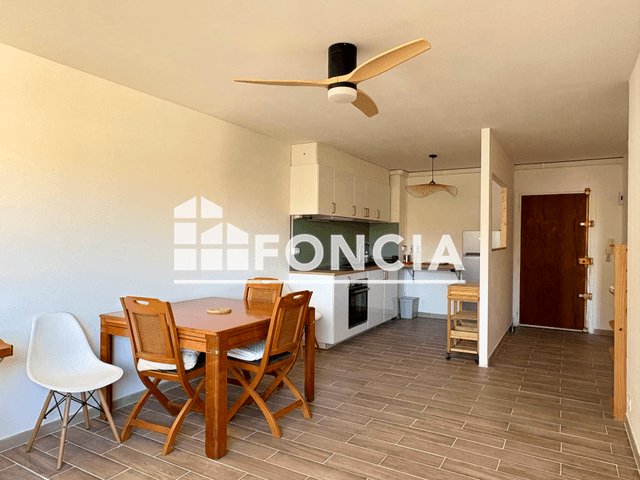 Appartement à louer, 46m², Marseille 8ème