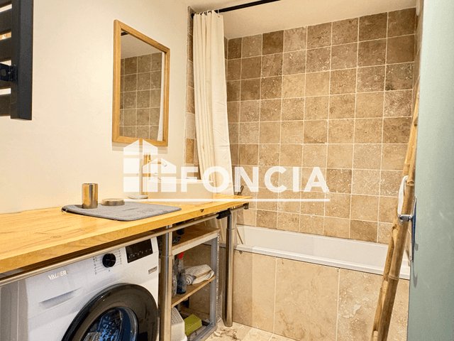 Appartement à louer, 46m², Marseille 8ème