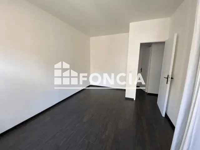 Appartement à louer, 75m², Marseille 1er