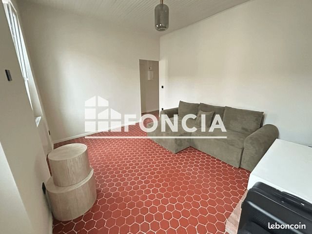 Appartement à louer, 23m², Marseille 8ème