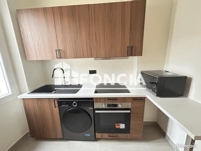 Appartement à louer, 23m², Marseille 8ème