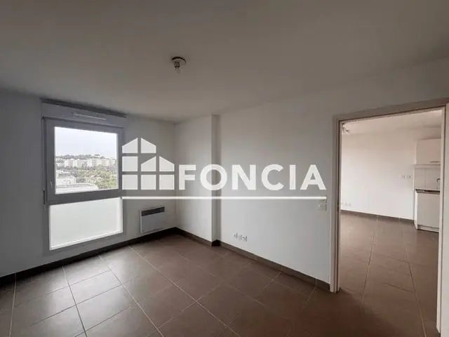 Appartement à louer, 40m², Marseille 10ème