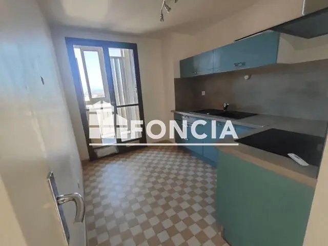Appartement à louer, 61m², Aubagne