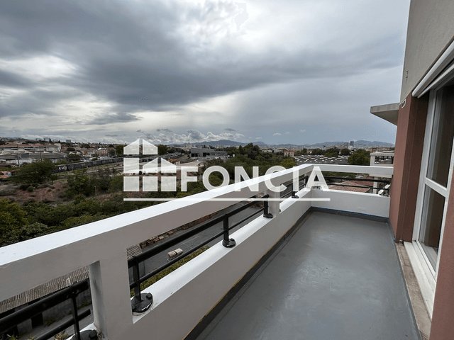 Appartement à louer, 37m², Marseille 15ème