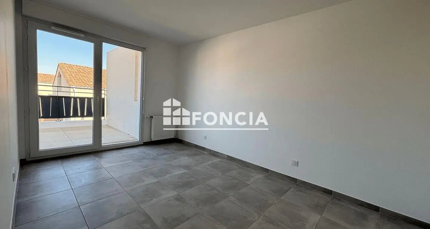 Appartement à louer, 47m², Morières-lès-Avignon