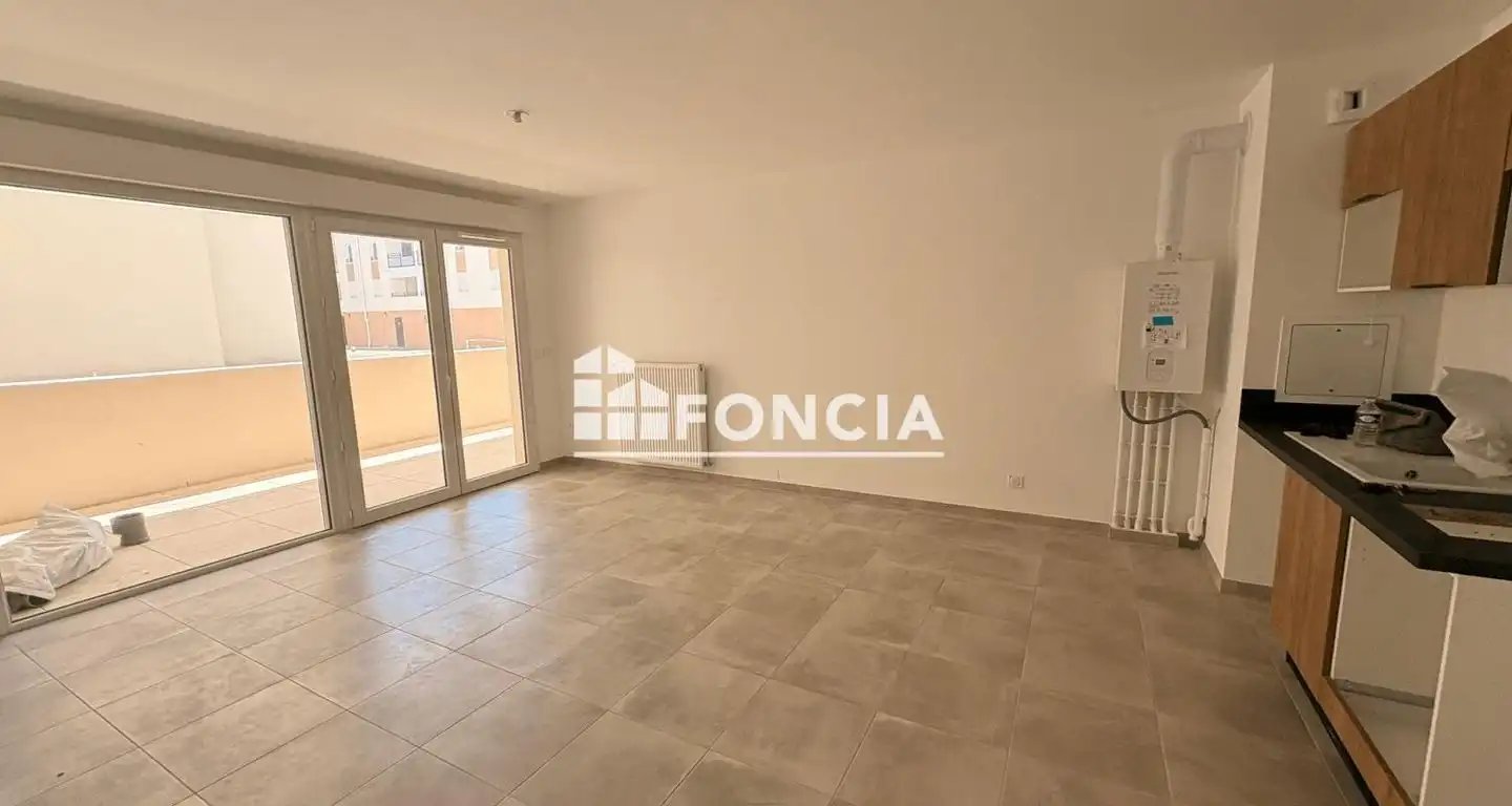 Appartement à louer, 49m², Morières-lès-Avignon
