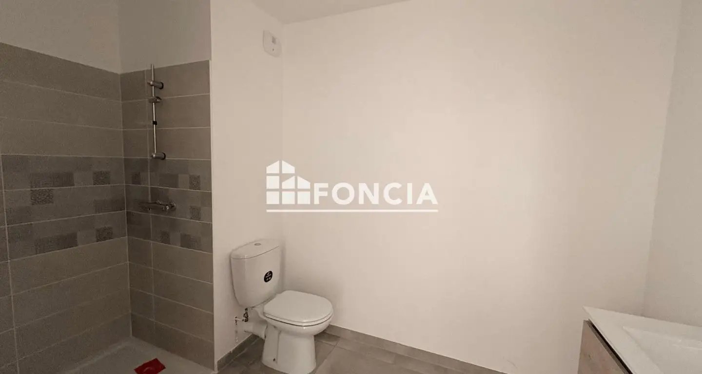Appartement à louer, 49m², Morières-lès-Avignon