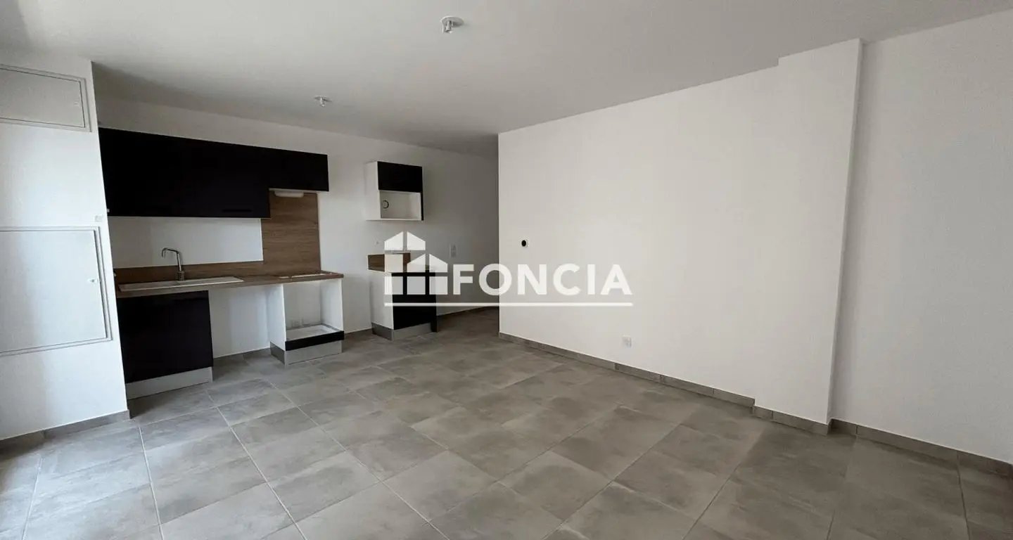 Appartement à louer, 63m², Morières-lès-Avignon