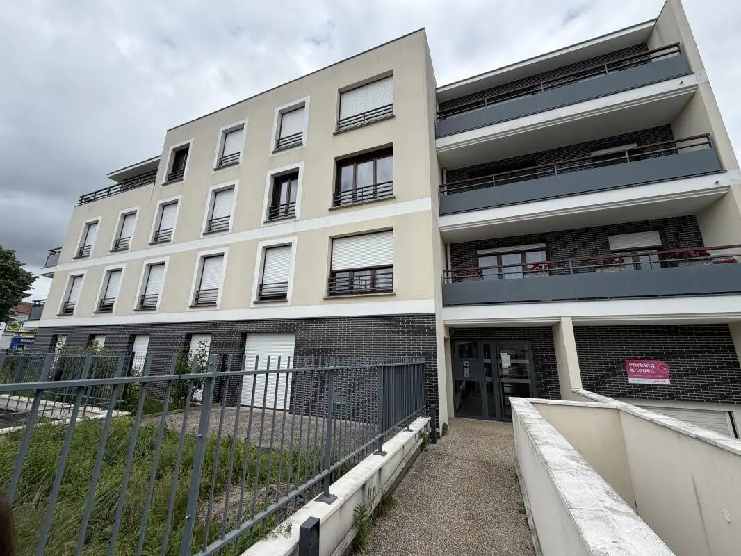 Appartement à louer, 73m², Saint-Cyr-l'Ecole