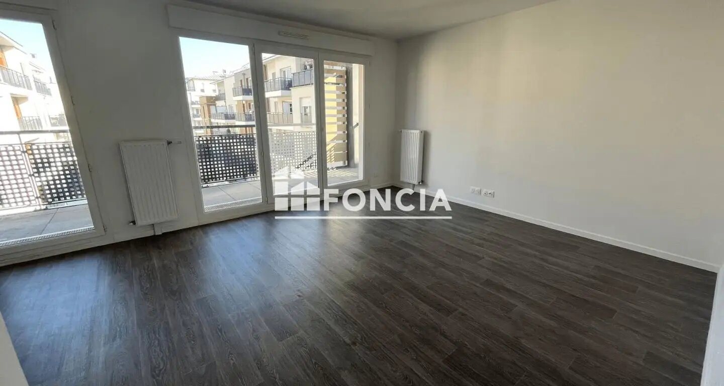 Appartement à louer, 61m², Maurepas