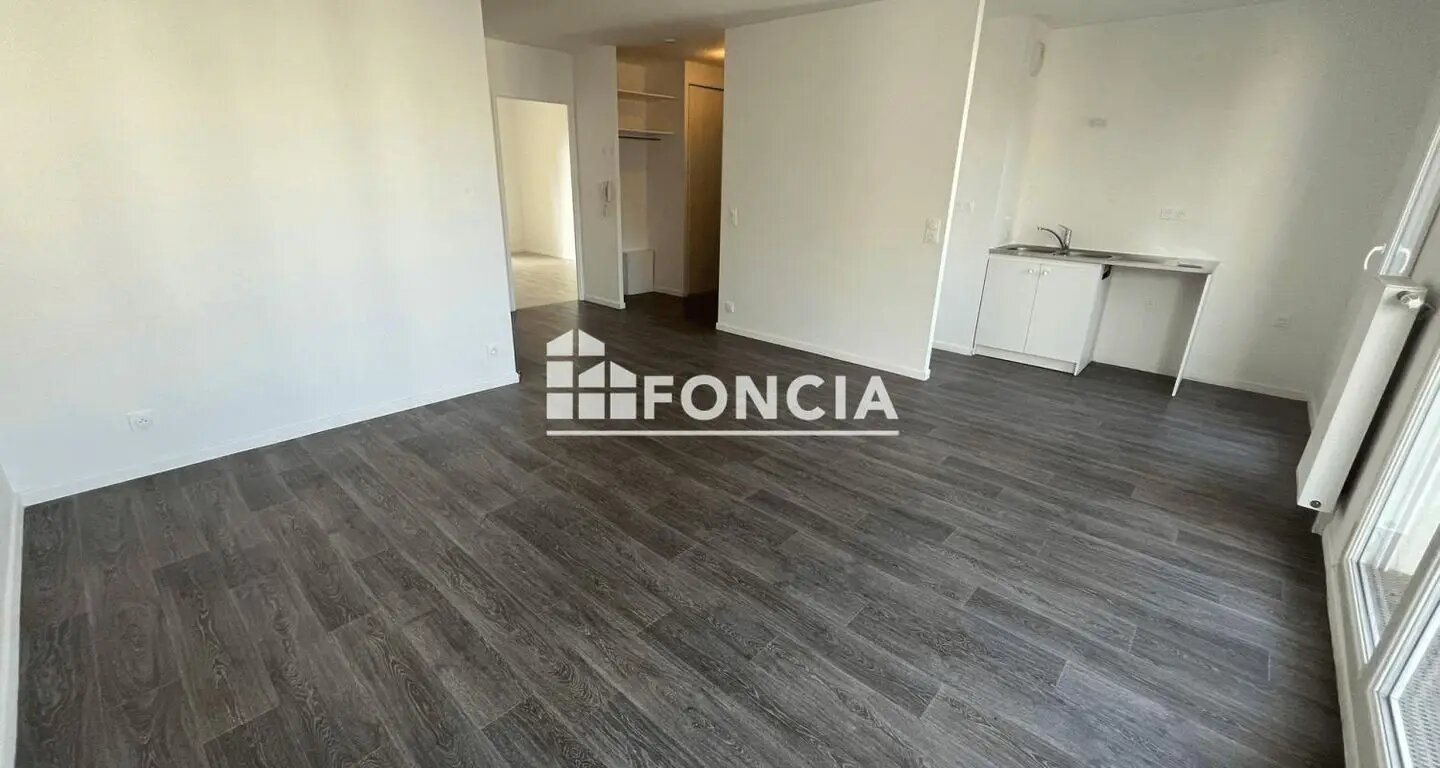 Appartement à louer, 61m², Maurepas