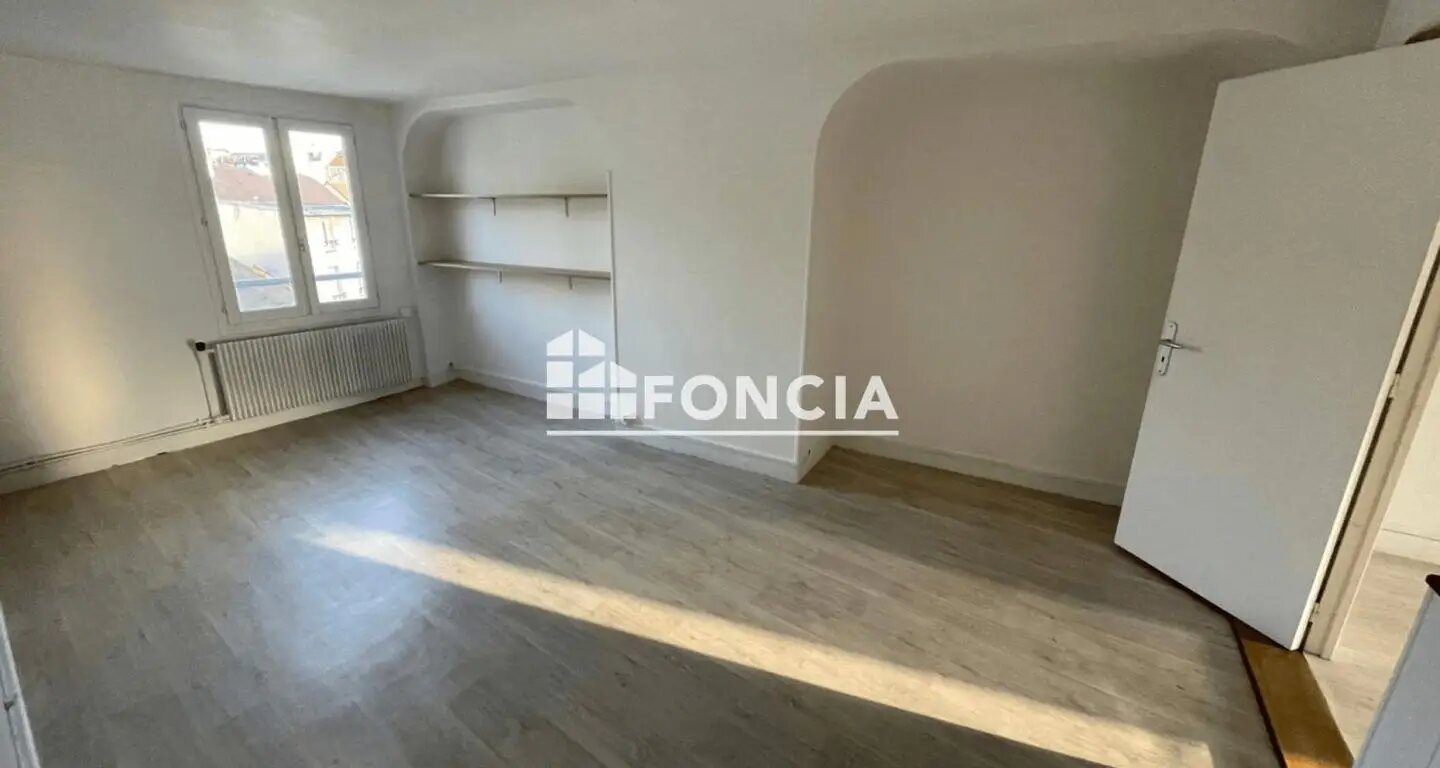 Appartement à louer, 74m², Saint-Germain-en-Laye
