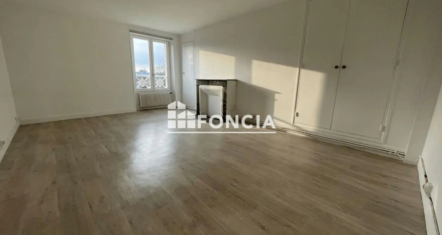 Appartement à louer, 74m², Saint-Germain-en-Laye