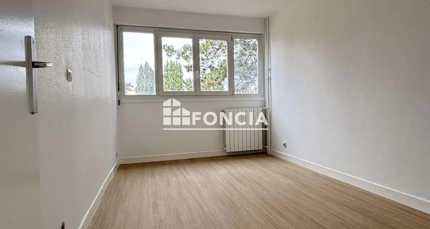 Appartement à louer, 60m², Les Clayes-sous-Bois