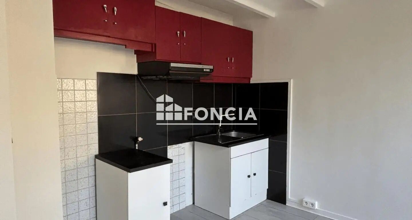 Appartement à louer, 29m², Fontenay-le-Fleury