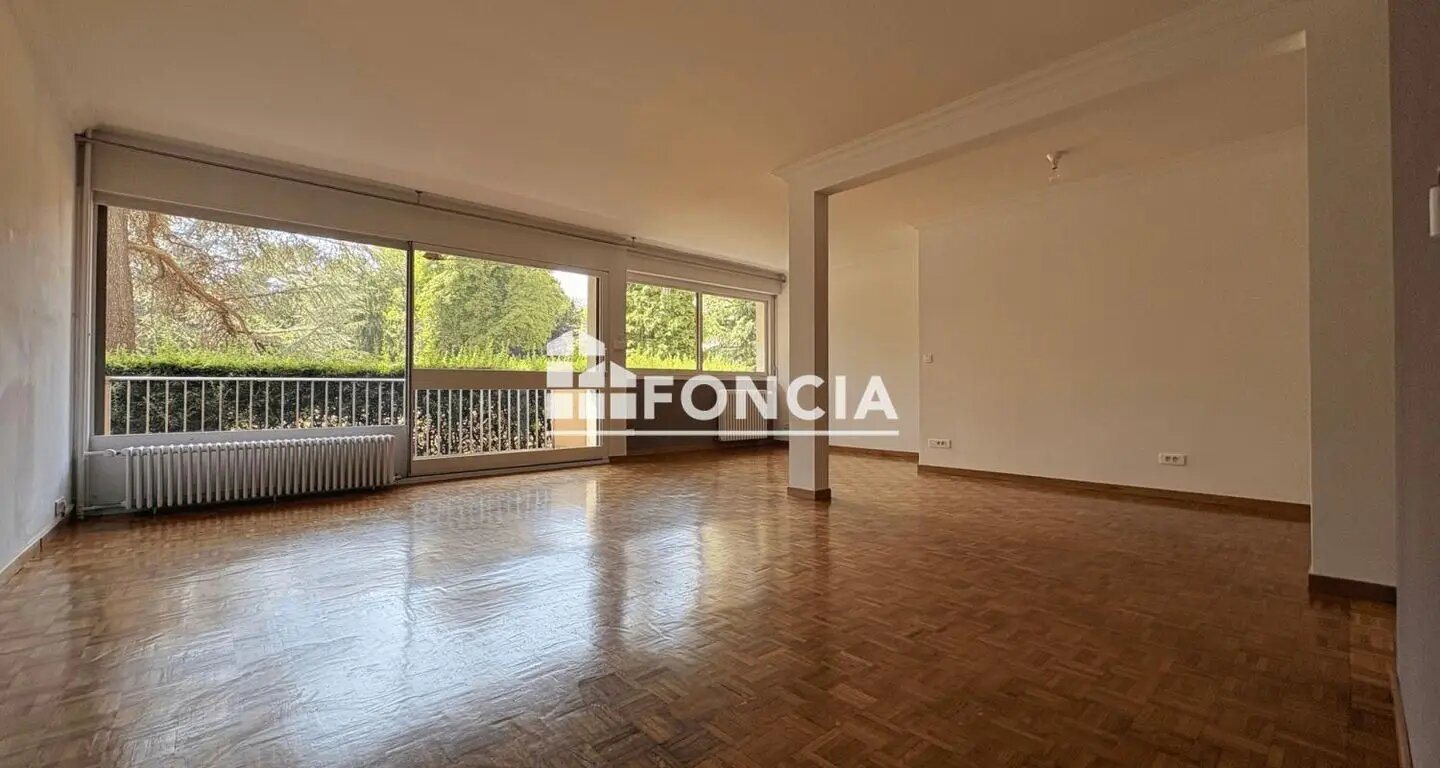 Appartement à louer, 120m², L'Étang-la-Ville