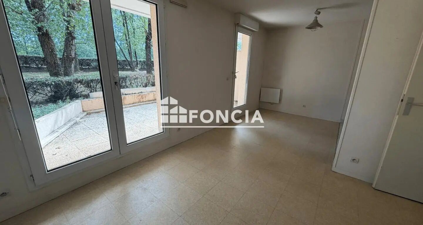 Appartement à louer, 29m², Élancourt