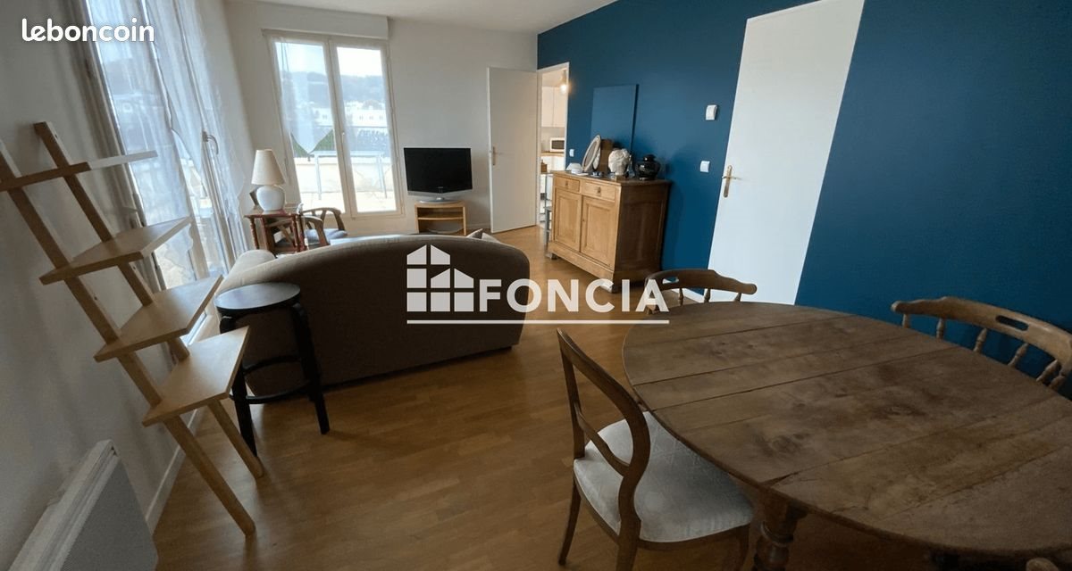 Appartement à louer, 47m², Saint-Cyr-l'Ecole