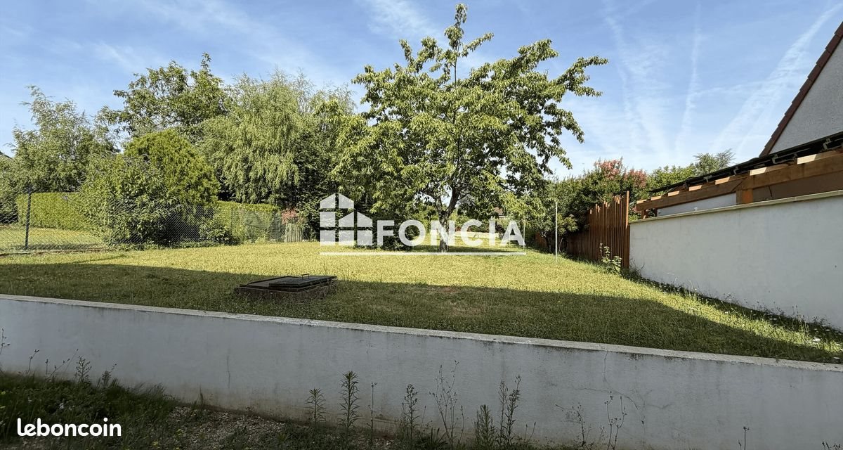 Maison à louer, 134m², Elancourt