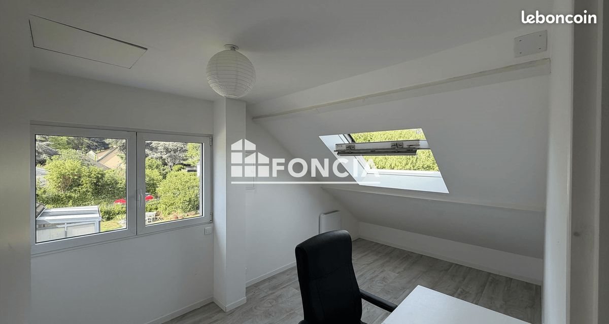 Maison à louer, 134m², Elancourt