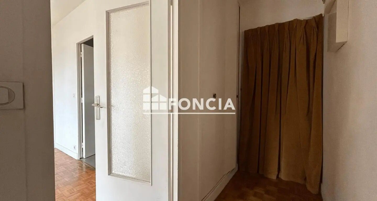 Appartement à louer, 27m², Le Pecq