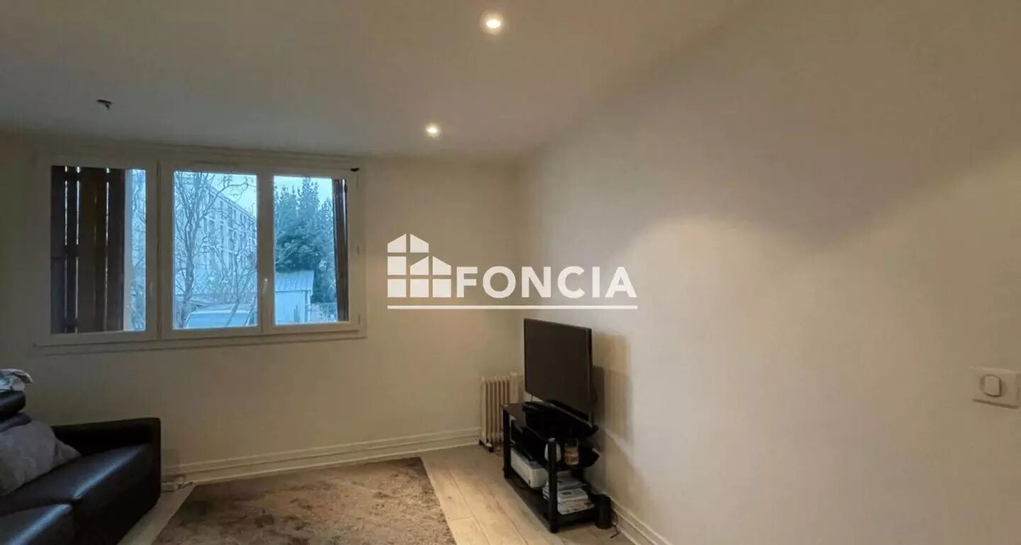 Appartement à louer, 34m², Chatou