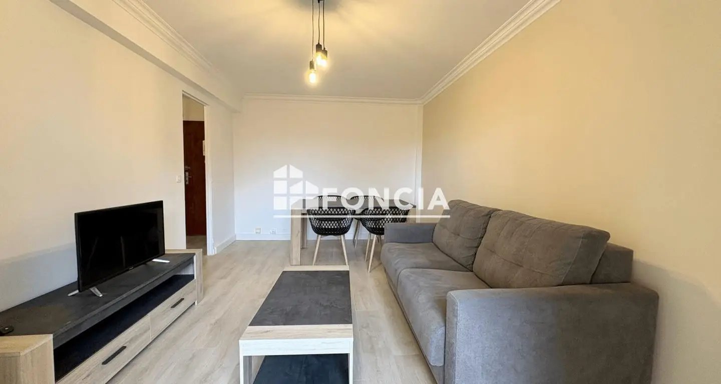 Appartement à louer, 44m², Antibes
