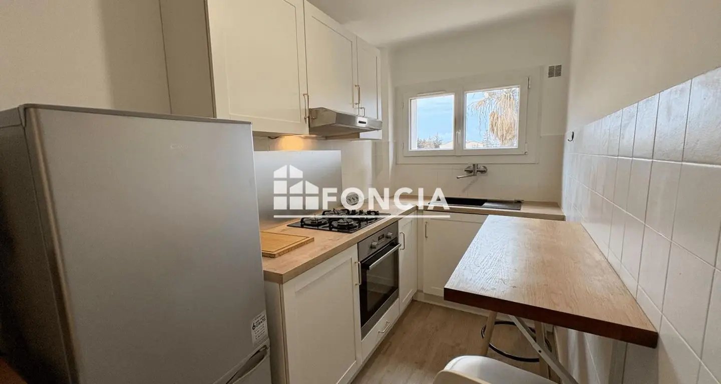 Appartement à louer, 44m², Antibes